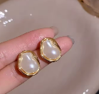 Vathe Baroque Pearl